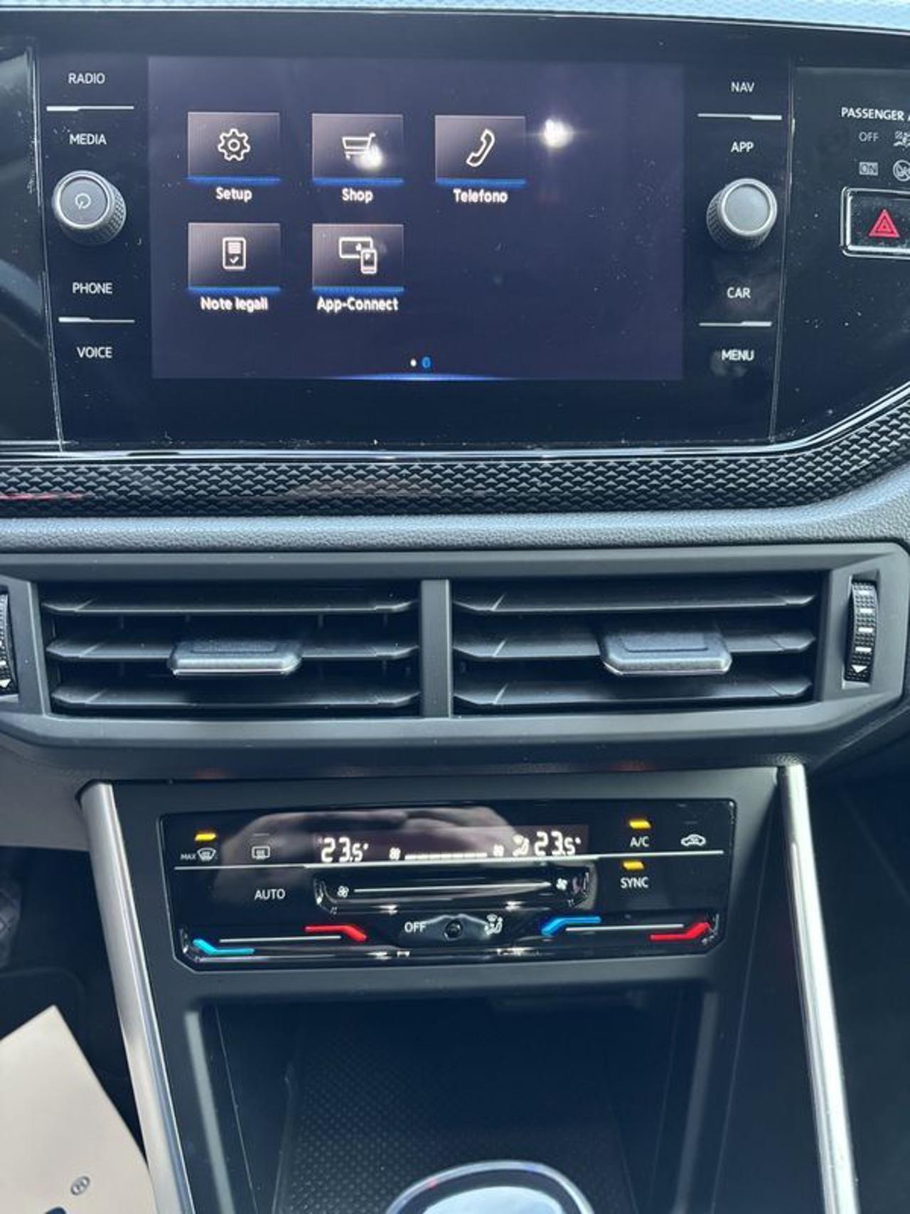 Volkswagen Taigo 1.0 TSI 95 CV Life LED-NAVI-CAM-16"