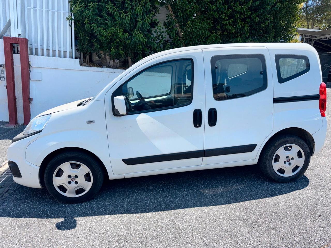 Fiat Fiorino 1.3 Multijet 80 CV Euro 6d autocarro 4 posti