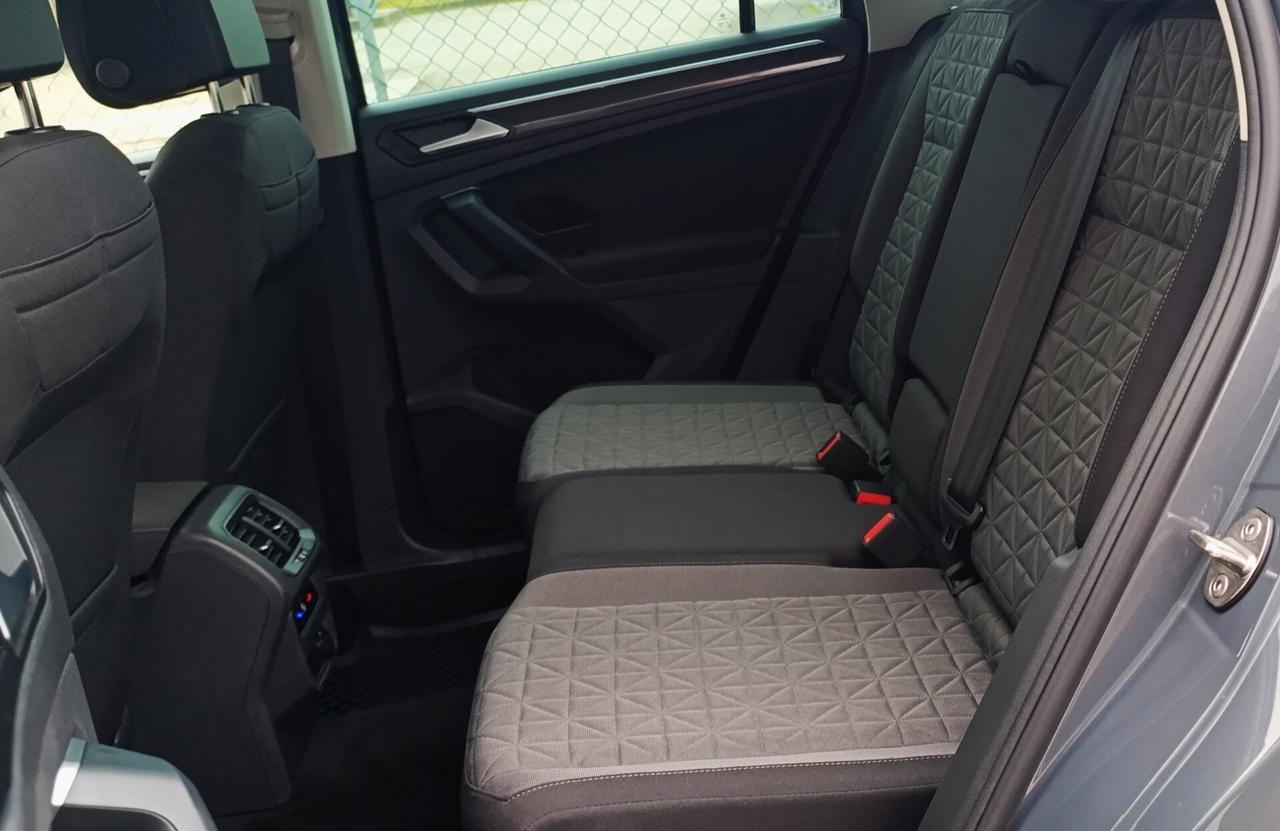 Volkswagen Tiguan 2.0 TDI SCR Life - 2023 - Uniproprietario - Service Ufficiale VW