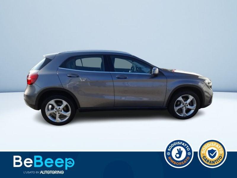 Mercedes-Benz GLA 200 D SPORT 4MATIC AUTO