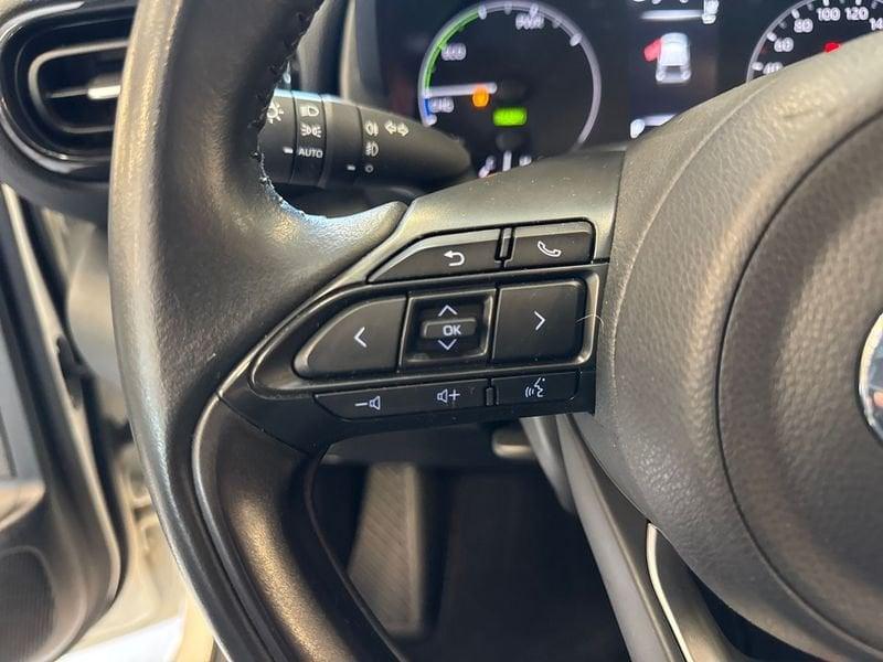 Toyota Yaris Hybrid Active MY22