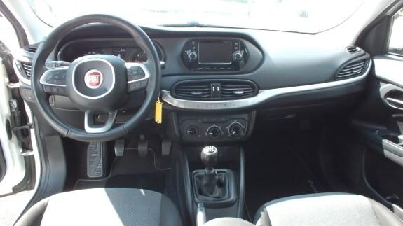 Fiat Tipo 1.6 Mjt*UNIPRO*NAVI*BLUETOOTH*