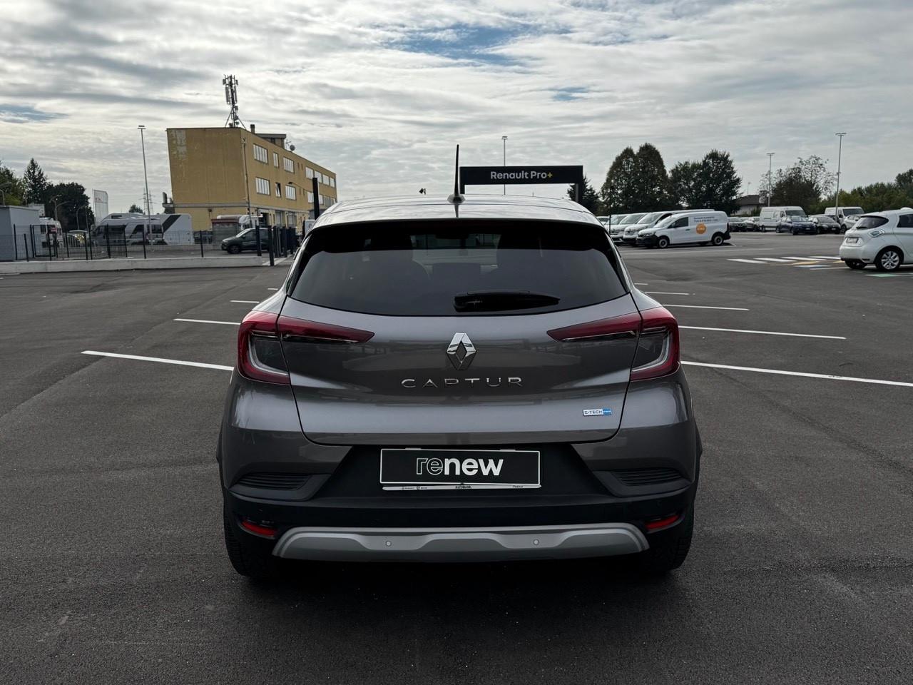 Renault Captur Hybrid E-Tech 145 CV Zen