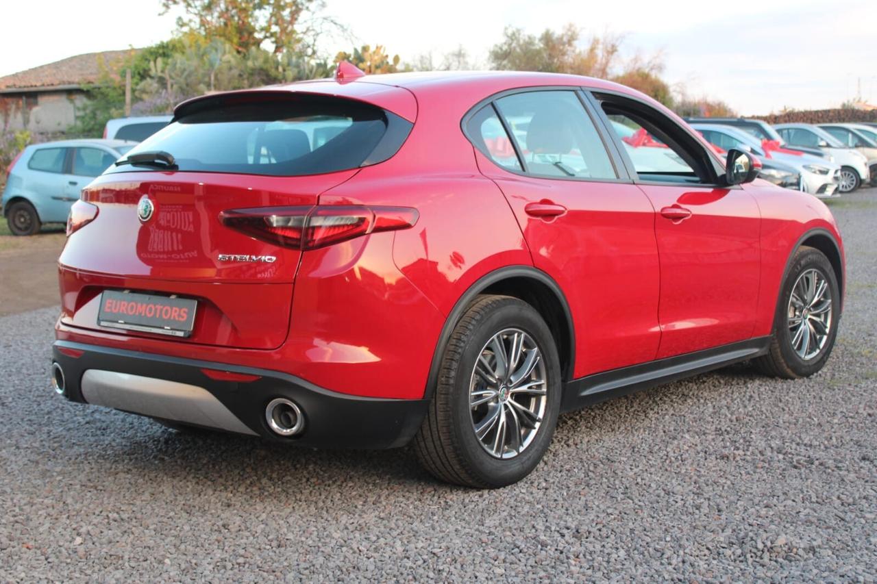 Alfa Romeo Stelvio Tua A SOLI 292€ al mese Anticipo Zero