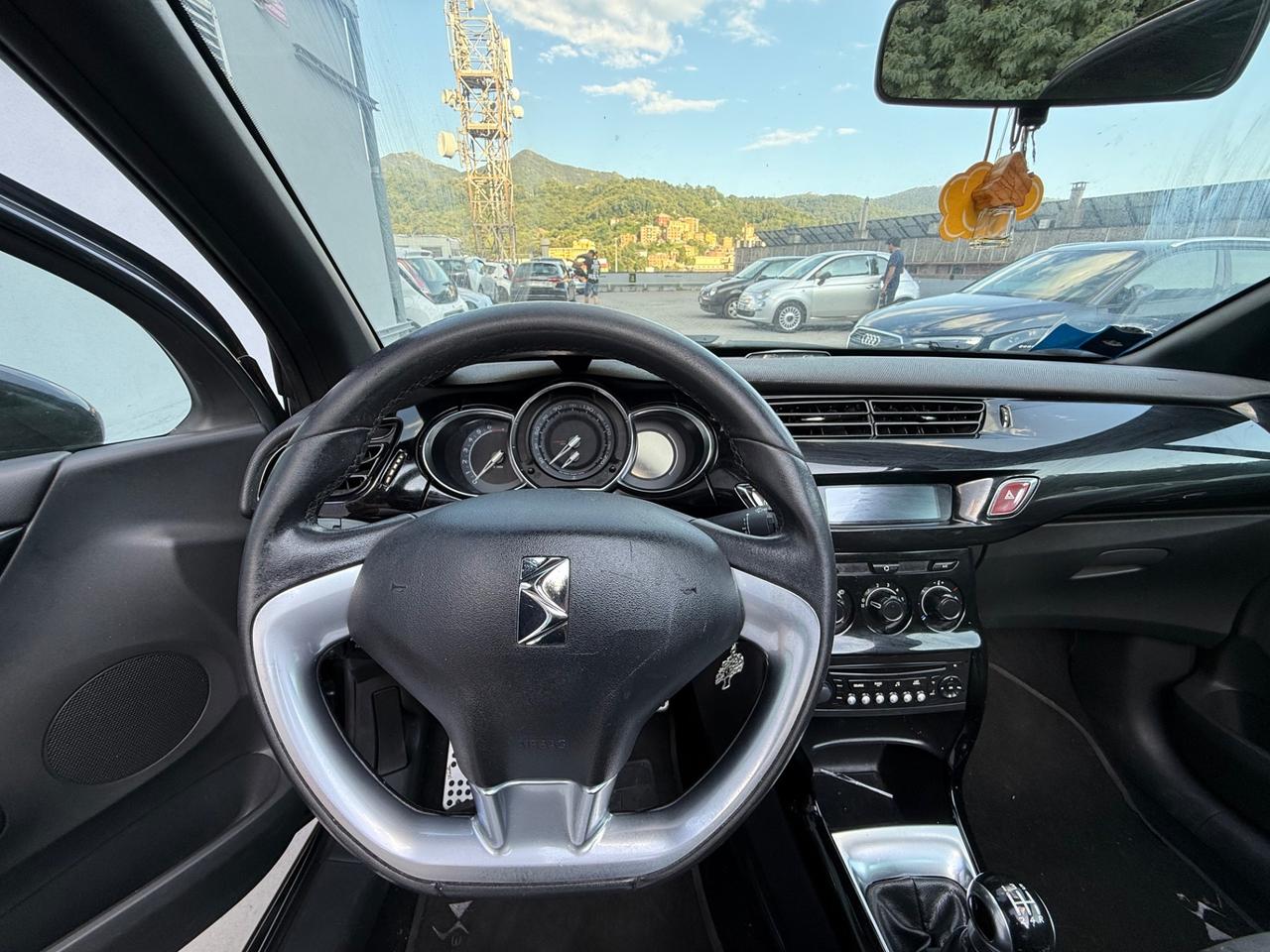 CITROEN DS3 3 1.2 82cv CABRIO/ VA A TRE