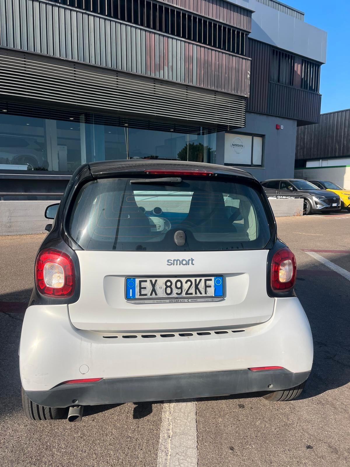 Smart ForTwo 1000 52 kW MHD coupé passion