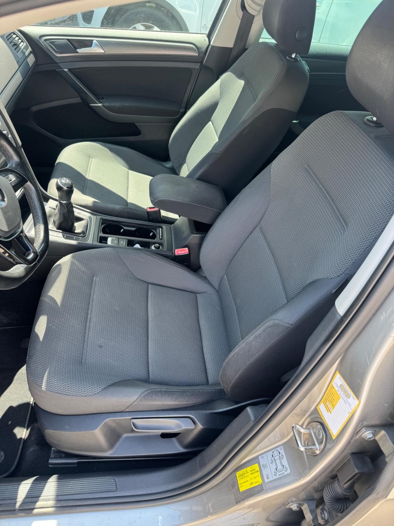 Volkswagen Golf 7 1.2 TSI Comfortline