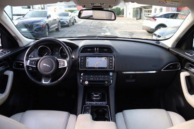 JAGUAR F-Pace 2.0 D 240 CV R-DYNAMIC