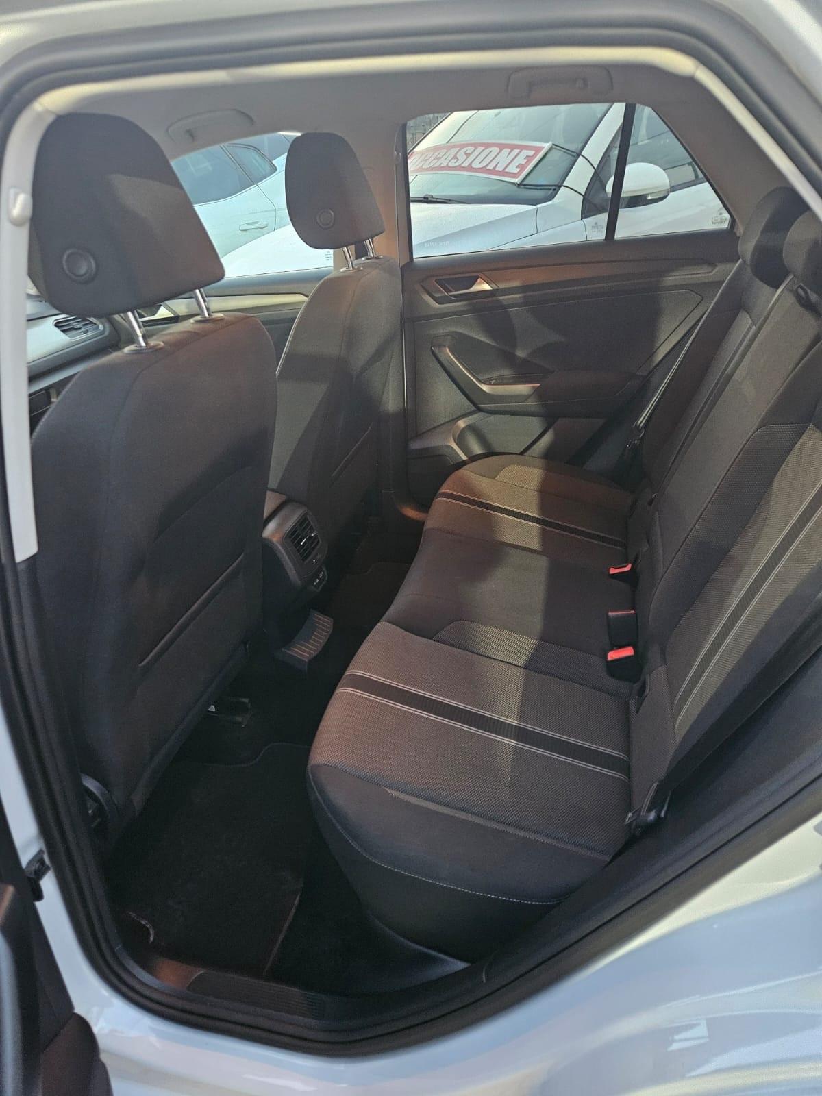 Volkswagen T-Roc 1.0 TSI Business BlueMotion Technology