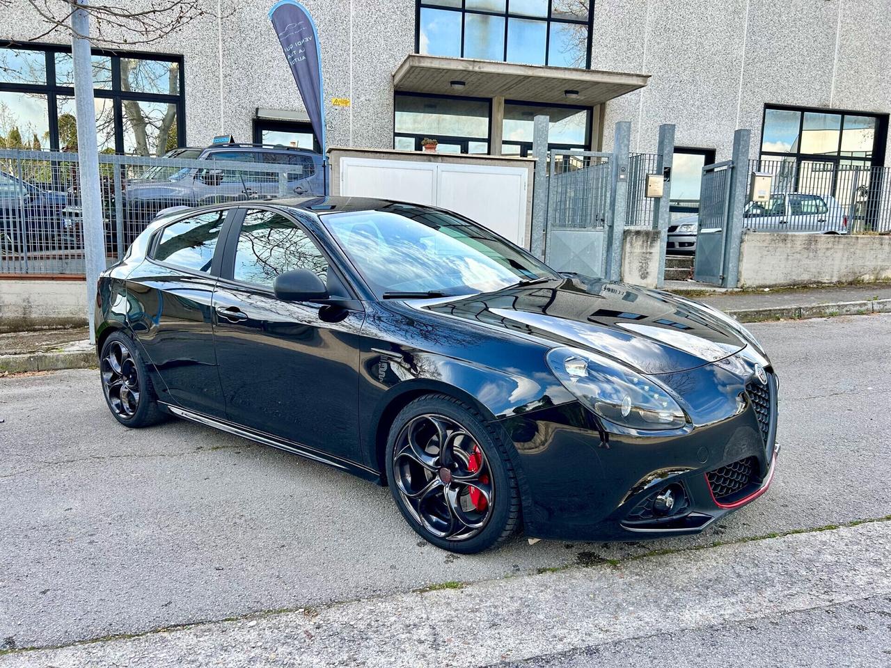 Alfa Romeo Giulietta 1.6 JTDm - CARBON EDITION !!