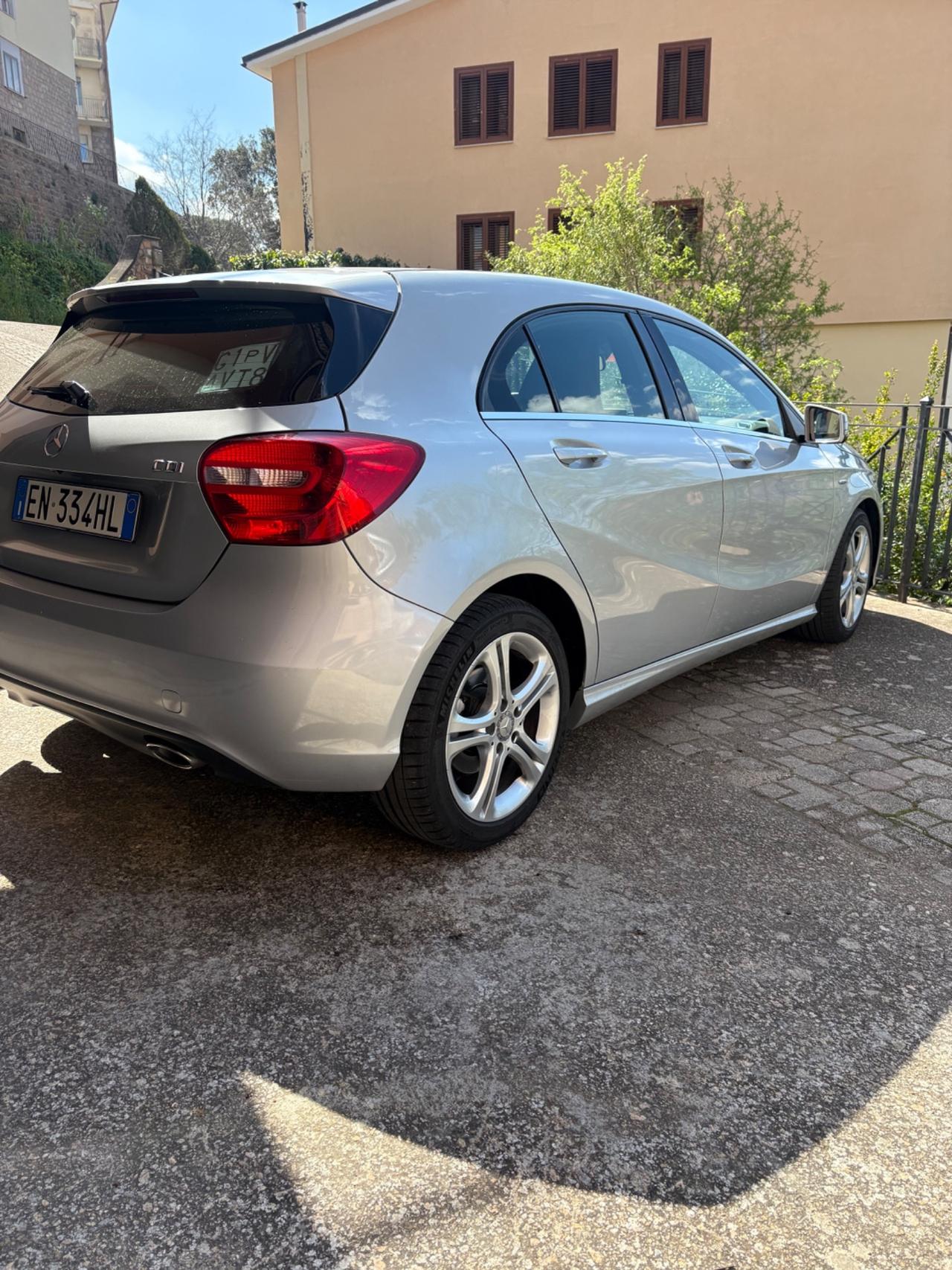 Mercedes-benz A 180 CDI BlueEFFICIENCY Automatic Sport