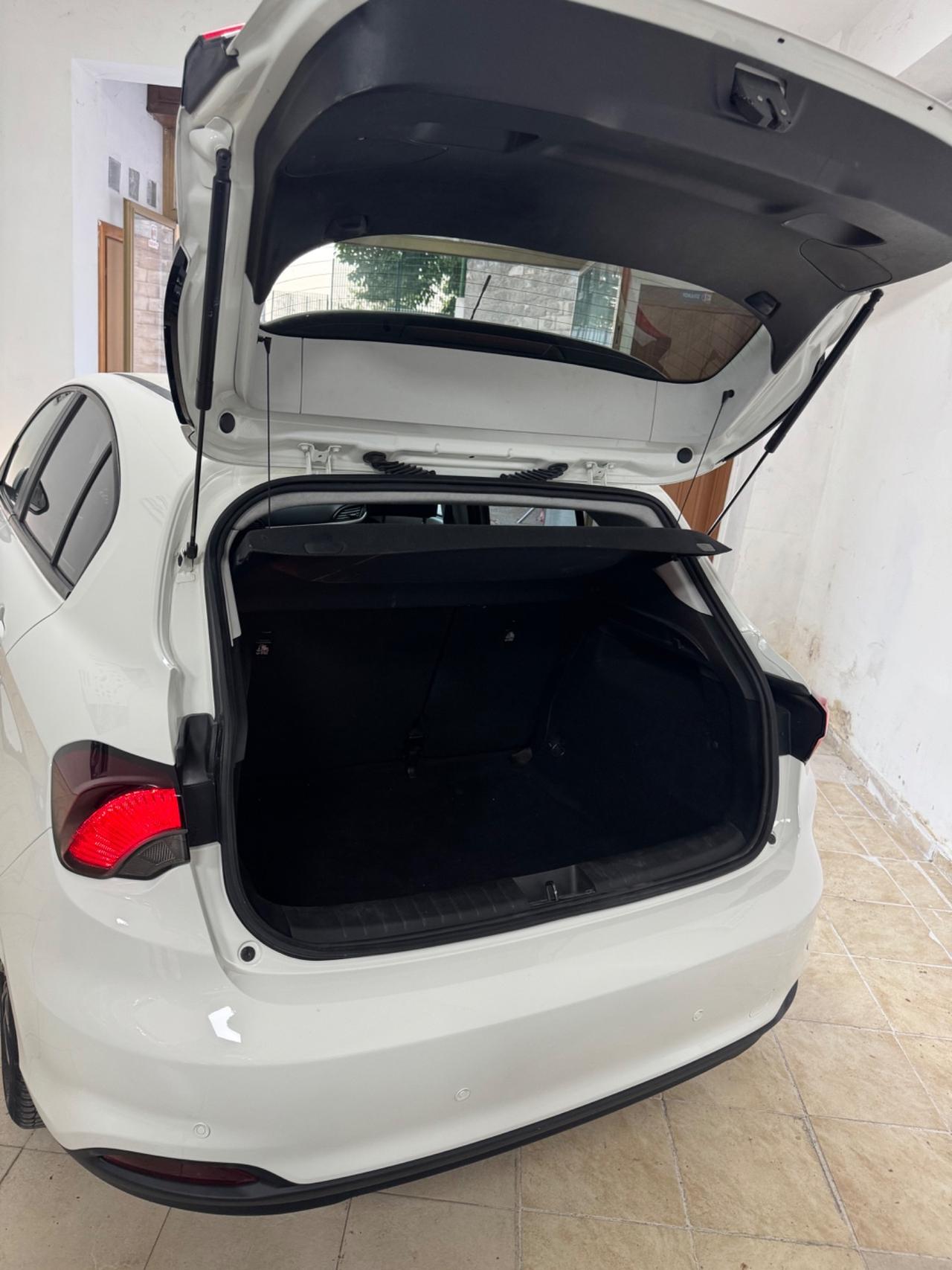 Fiat Tipo 1.3 Mjt S&S 5 porte Sport