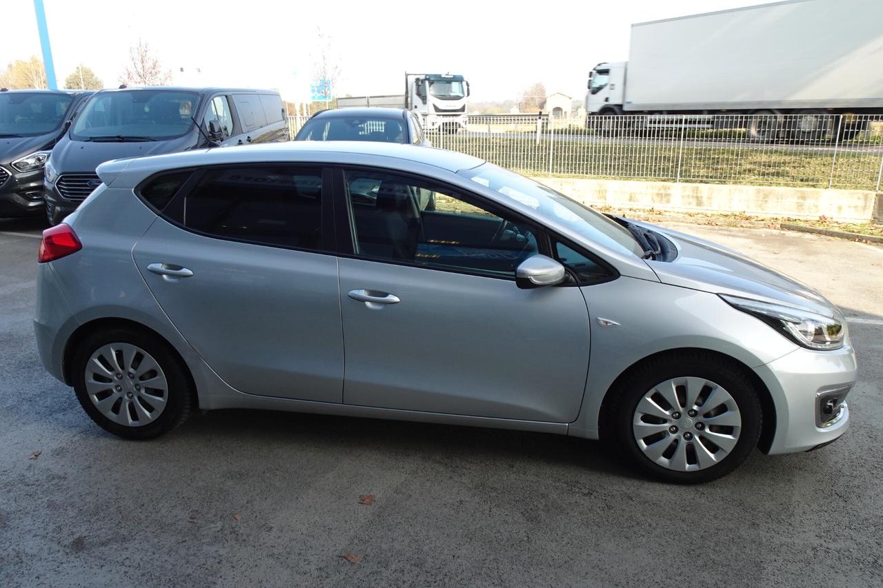 Kia Ceed cee'd 1.6 CRDi 110 CV 5 porte