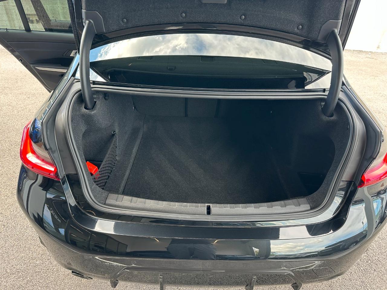 BMW 320 d mhev 48V xdrive MSport Pro auto