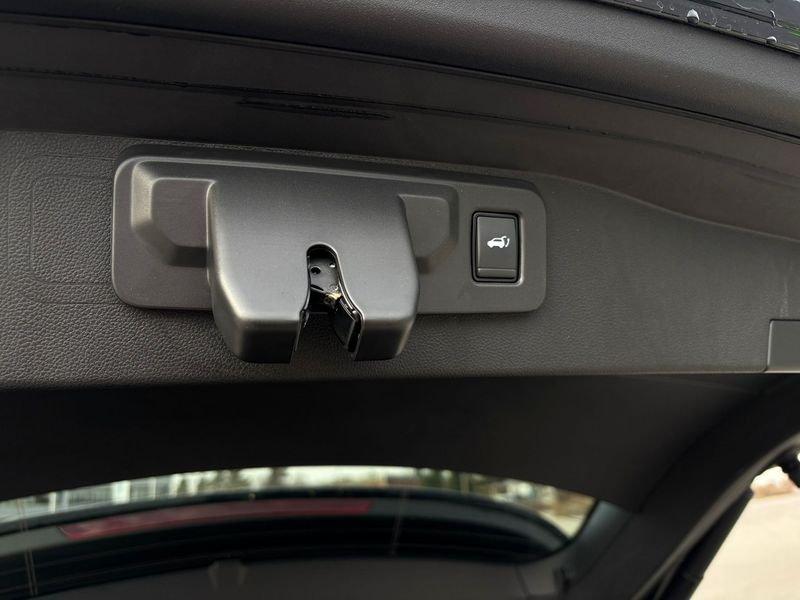 Renault Austral 1.2 E-Tech full hybrid Iconic 200cv auto