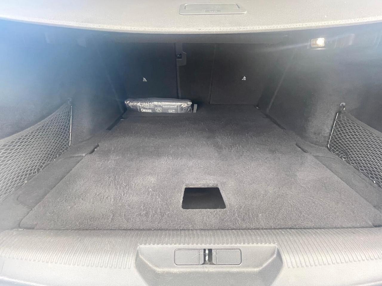 Peugeot 308 BlueHDi 130 S&S SW Allure