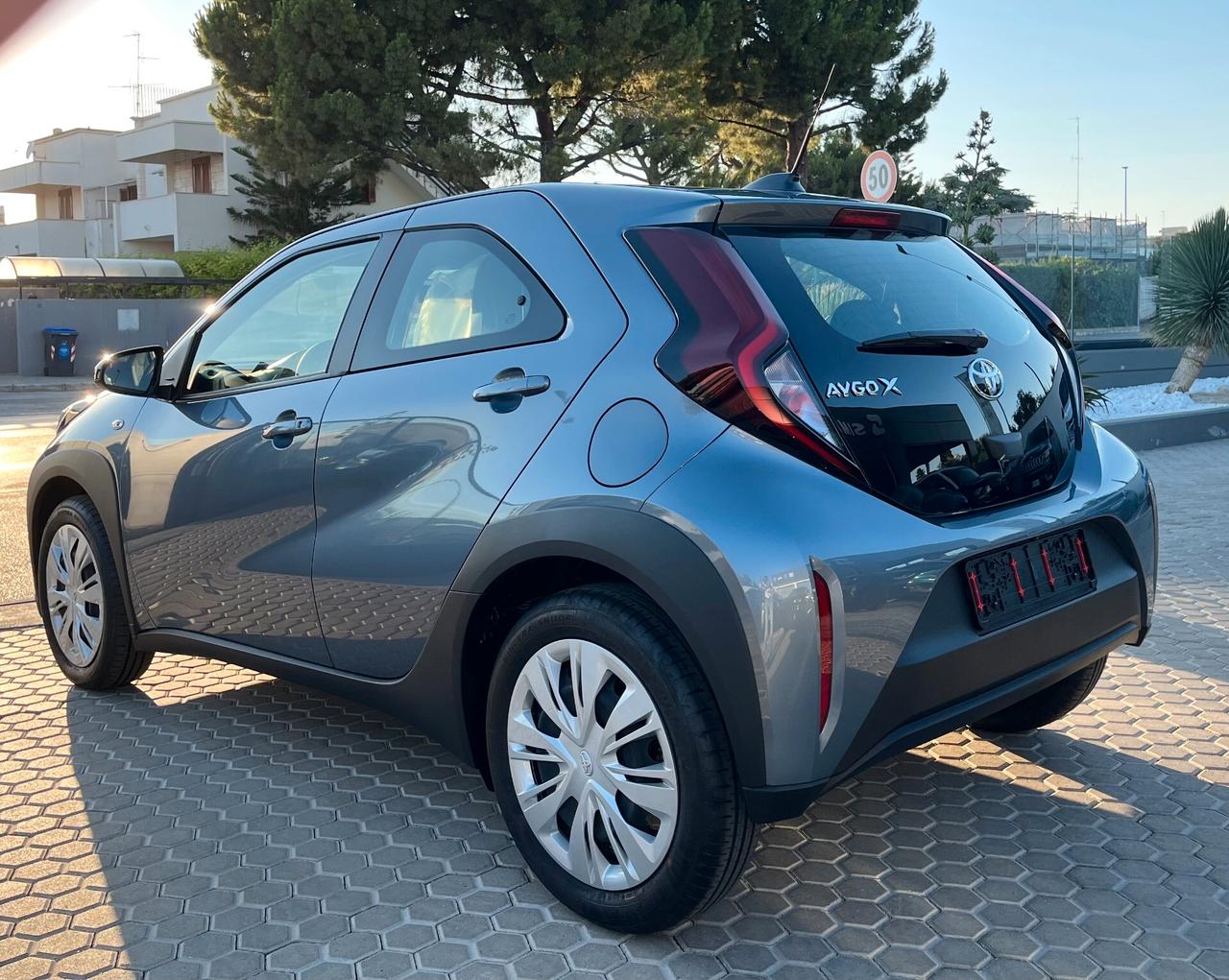 Toyota Aygo X 1.0 VVT-i 72 CV 5 porte Active Km0
