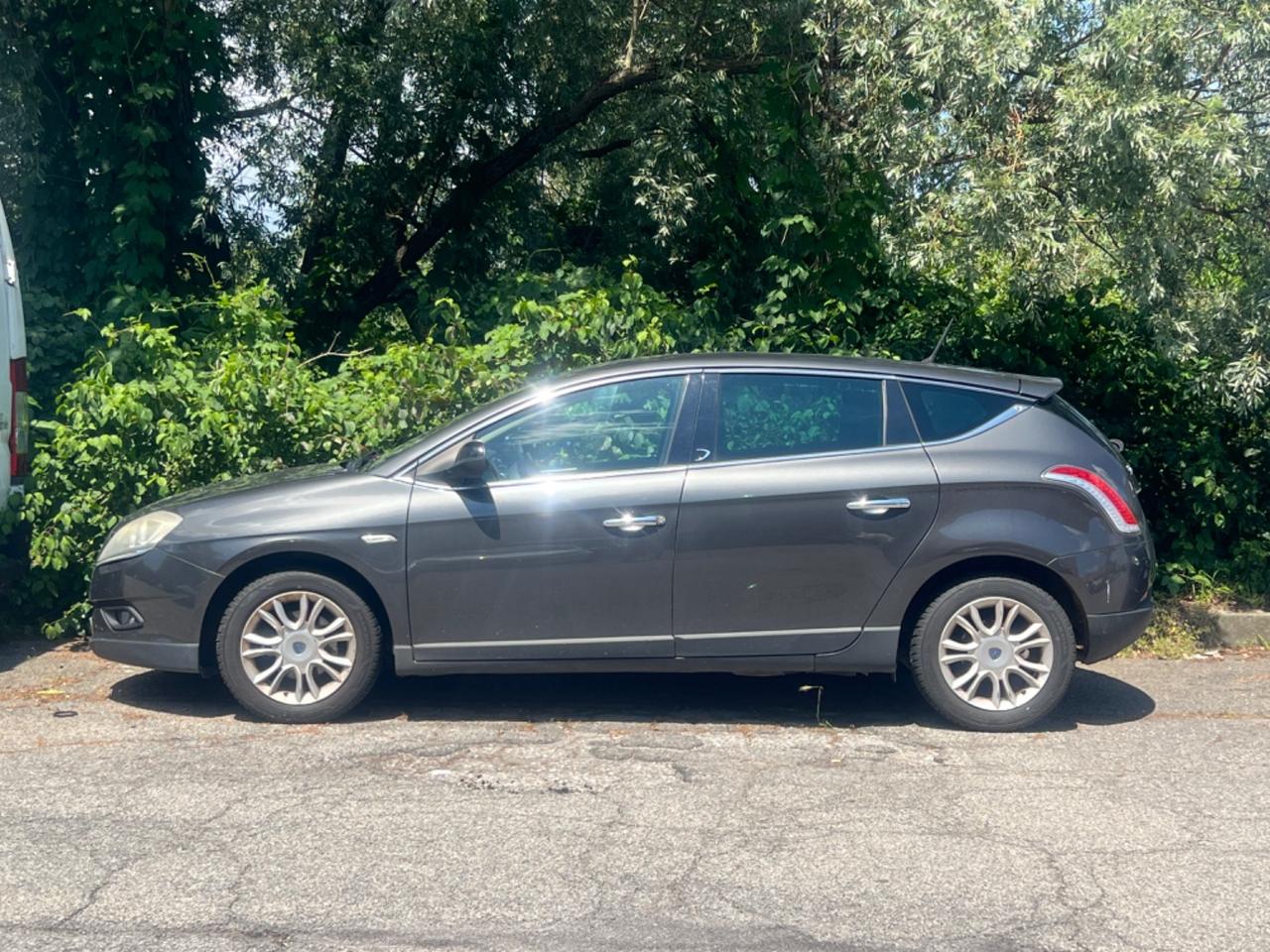 Lancia Delta 1.6 MJT DPF Gold