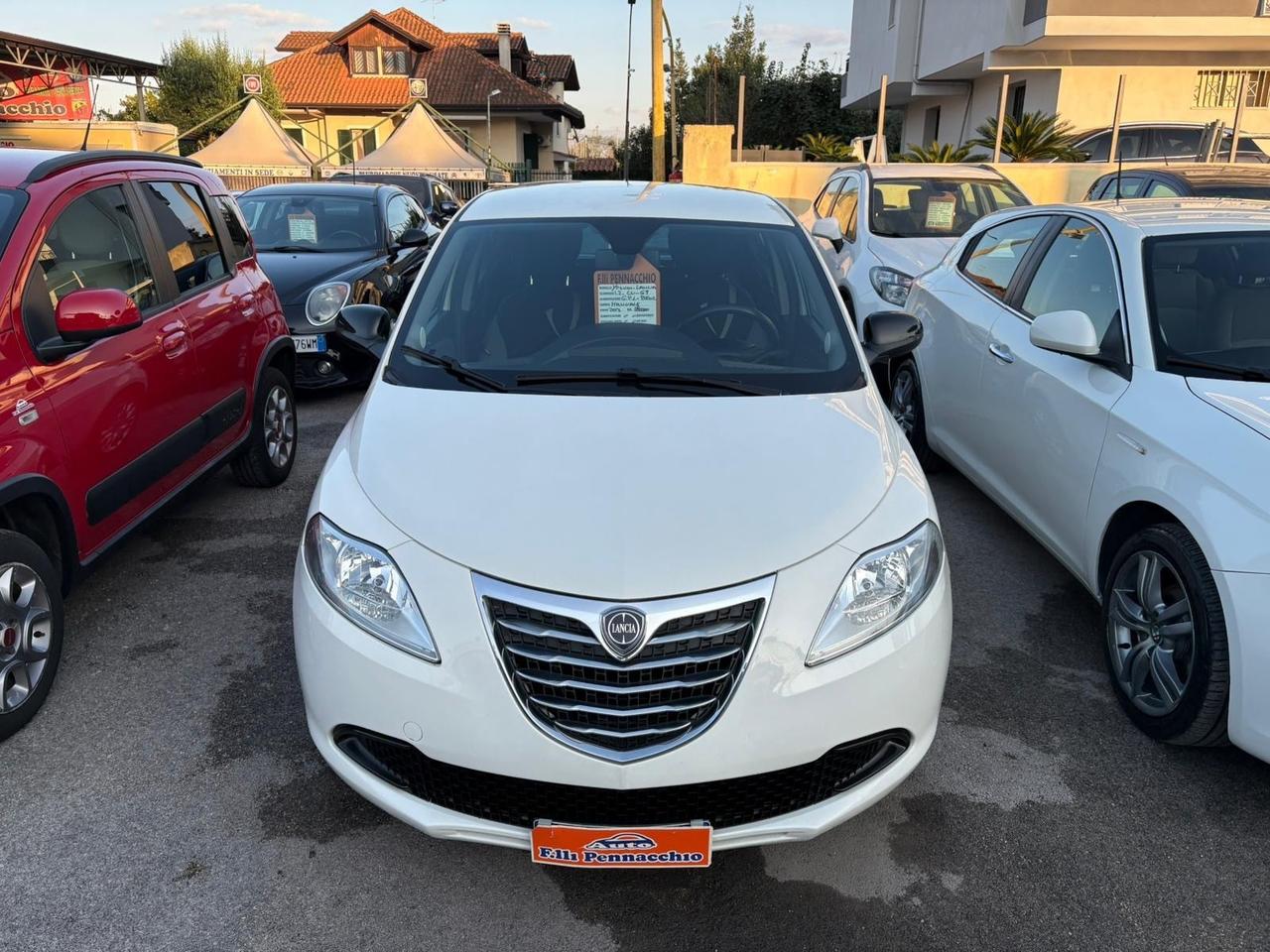 LANCIA YPSILON 1.3 DIESEL 95 (CV) 2014