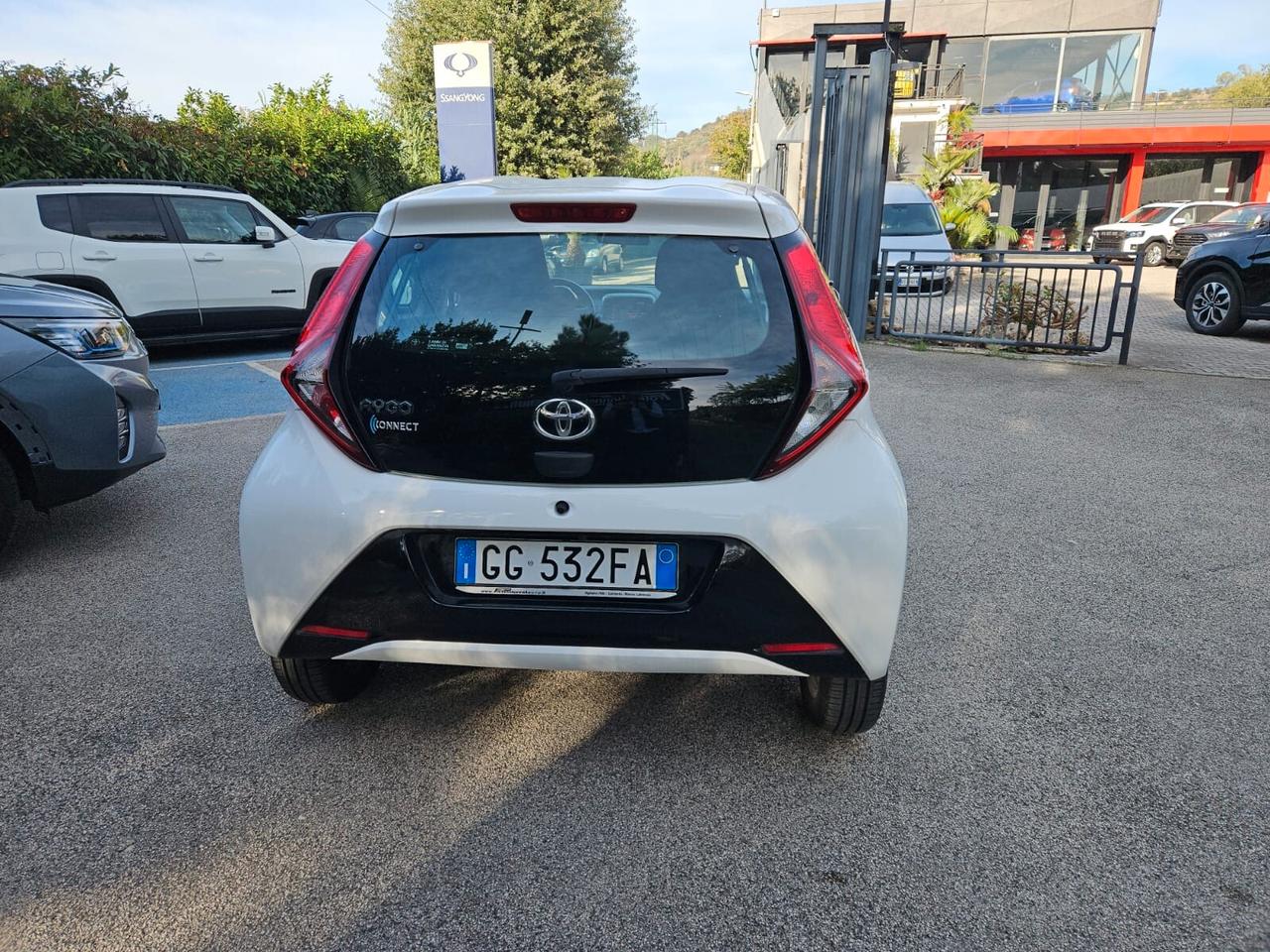 Toyota Aygo Connect 1.0 VVT-i 72 CV 5 porte