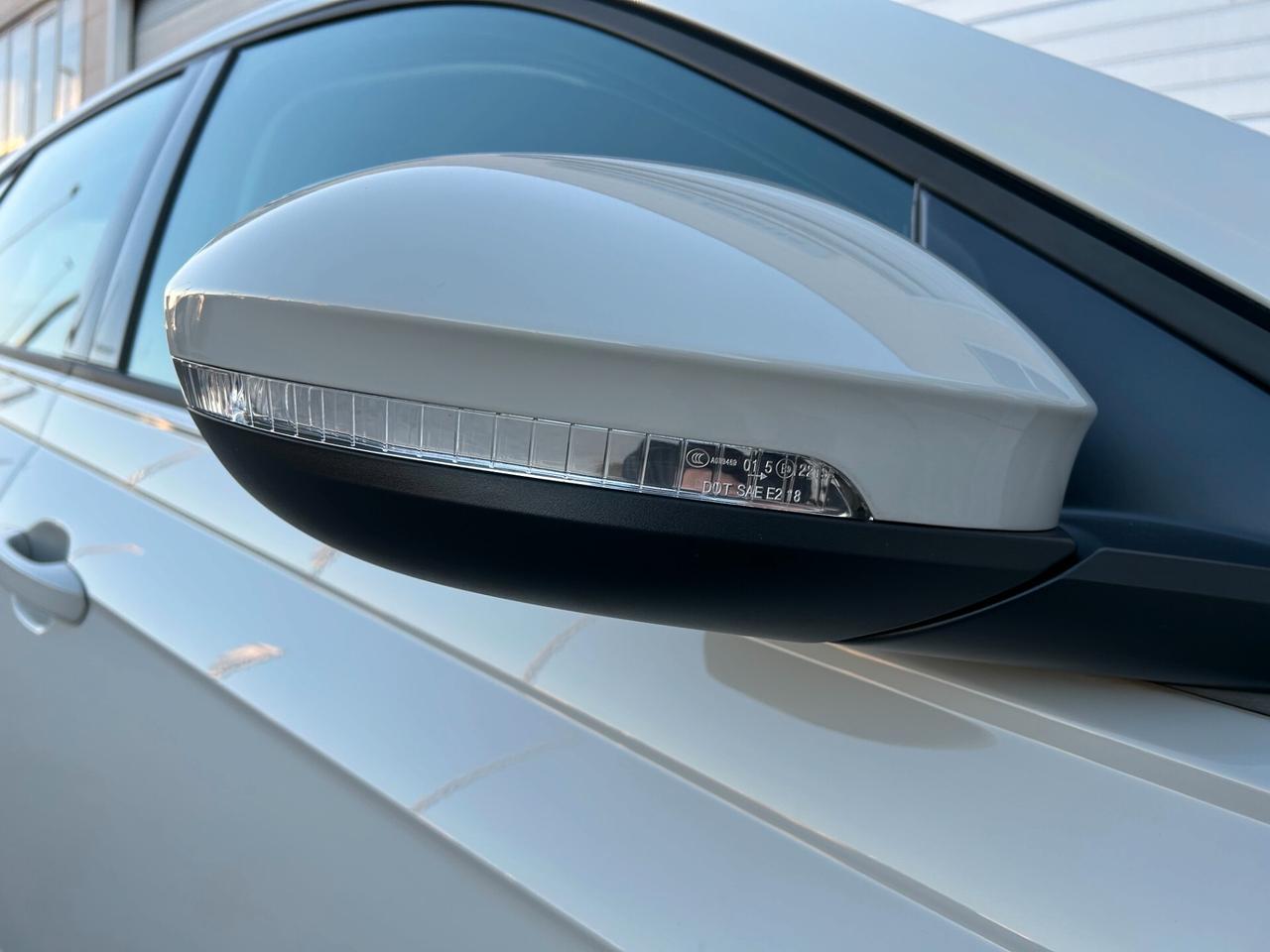 Volkswagen Taigo 1.0 TSI 110 CV Life