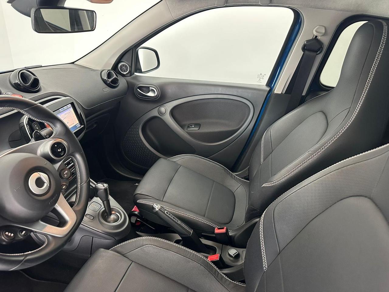 SMART FORFOUR BRABUS XCLUSIVE 109 CV 25.000 KM TETTO/JBL/PANORAMA