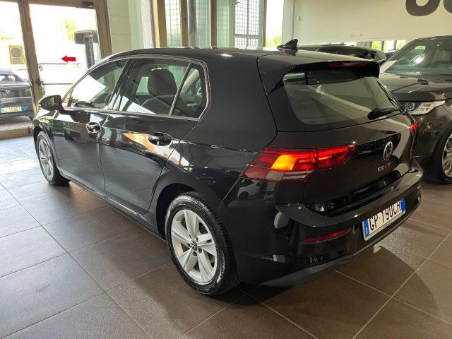 VOLKSWAGEN Golf 1.0 eTSI EVO DSG Life