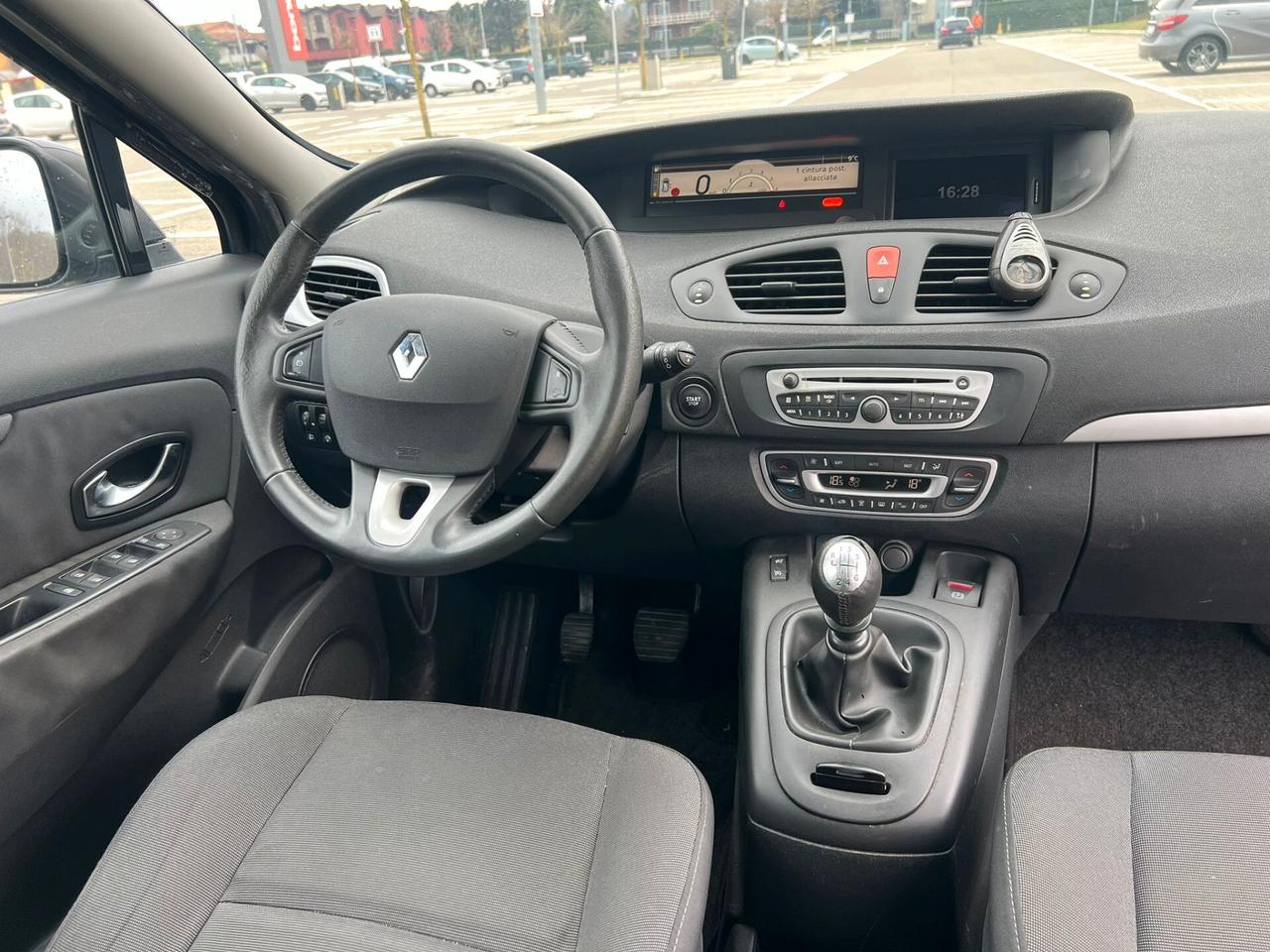 Renault Scenic Scénic 1.9 dCi 130CV Luxe