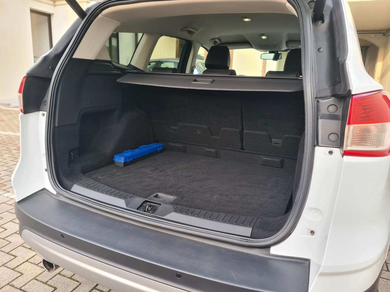 Ford Kuga 2.0 TDCI 4WD Titanium - KM. CERTIF.