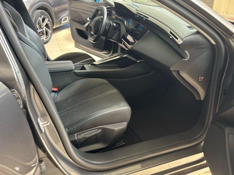 Peugeot 308 Allure BlueHDi 130 EAT8 S&S aut.