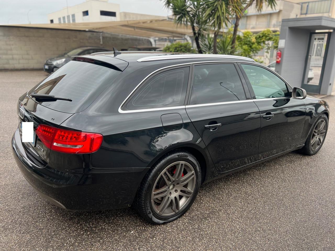 Audi A4 Avant 2.0 tdi 143cv S LINE Ambiente multitronic BELLA!!
