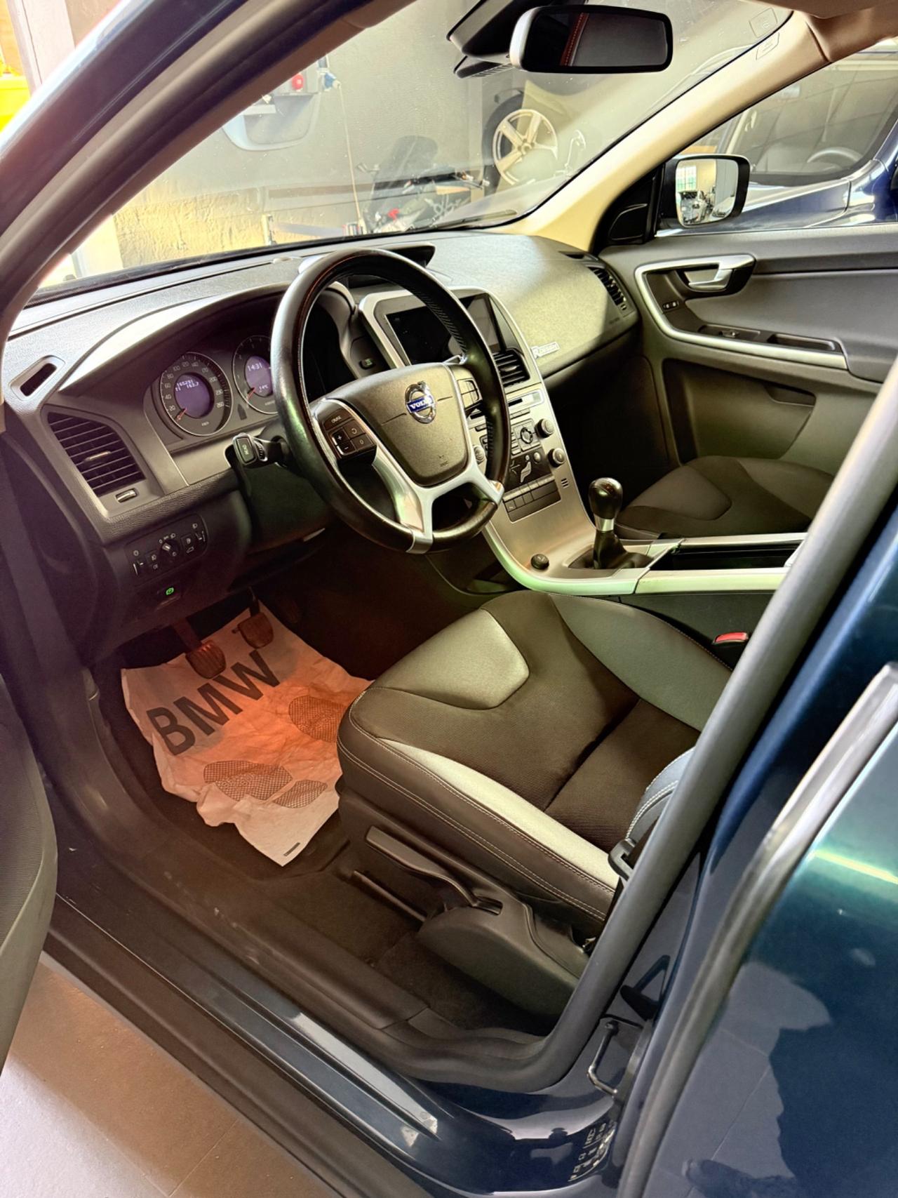 Volvo XC 60 2.4 D5 Summum