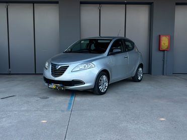 Lancia Ypsilon 5 Porte Ypsilon 1.2 8v Silver s&s 69cv E6