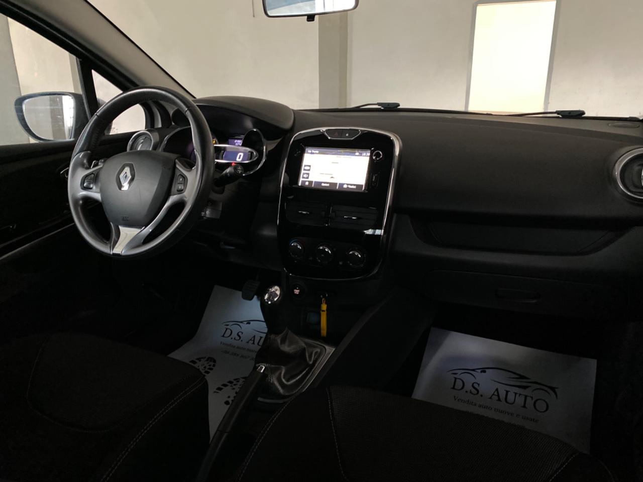 Renault Clio TCe 12V 90CV Ok Neopatentati unico proprietario