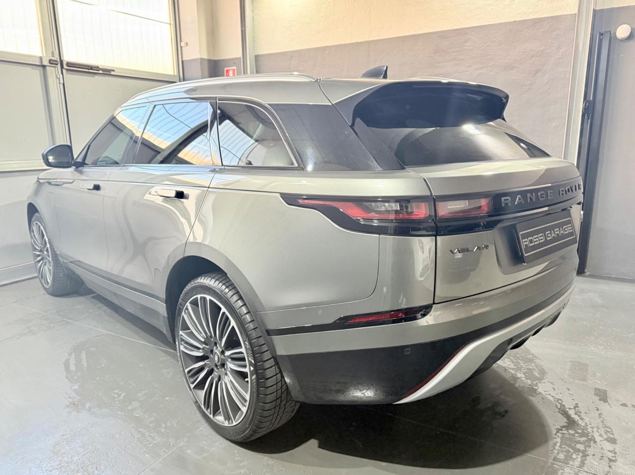 Land Rover Range Velar 2.0 TD4 180 CV R-Dynamic SE