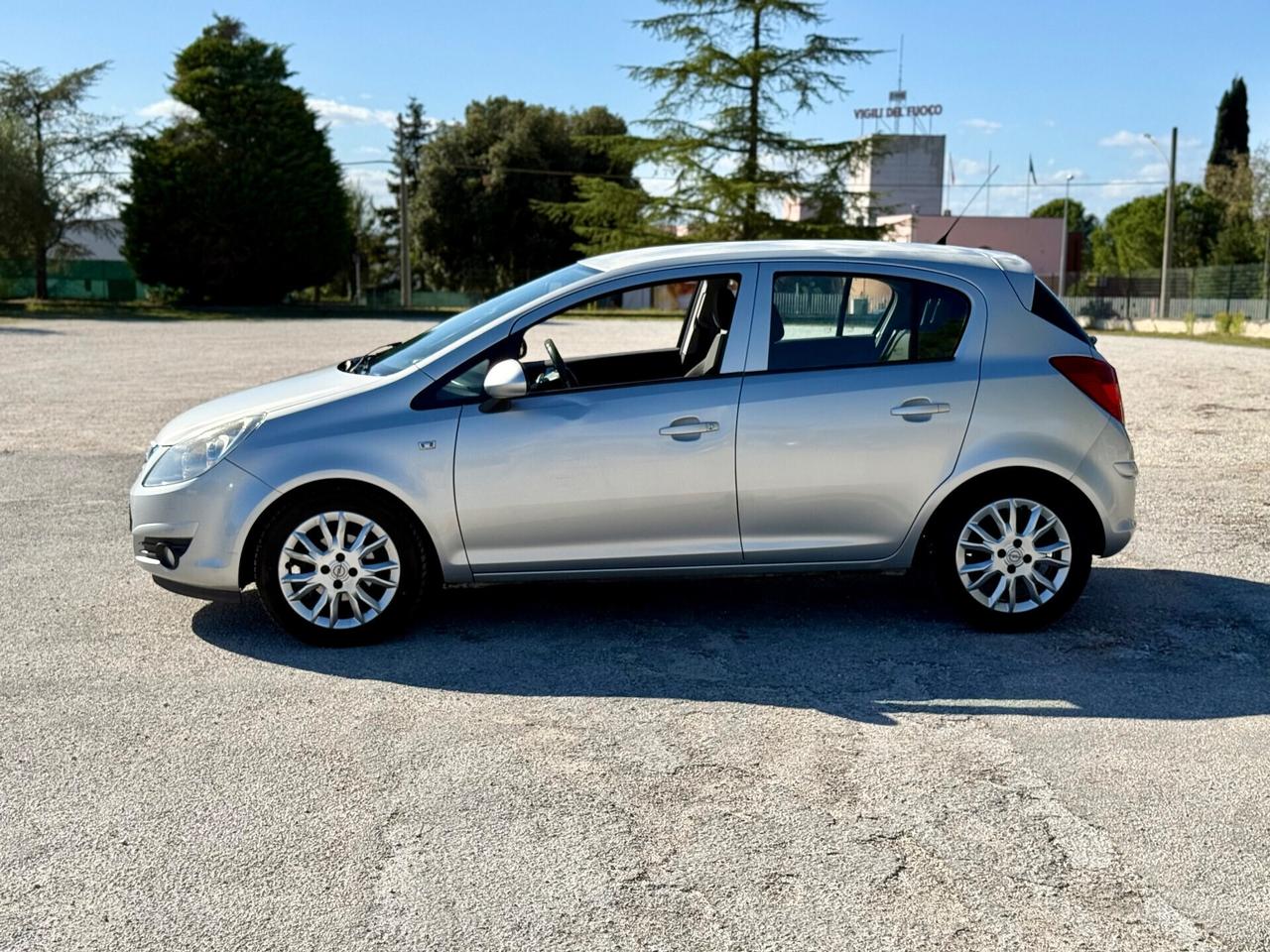 Opel Corsa Diesel 1.3 CDTi uniproprietaria neopatentati