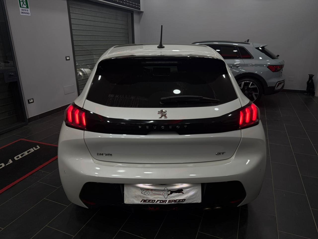 Peugeot 208 PureTech 130 Stop&Start EAT8 5 porte GT Pack
