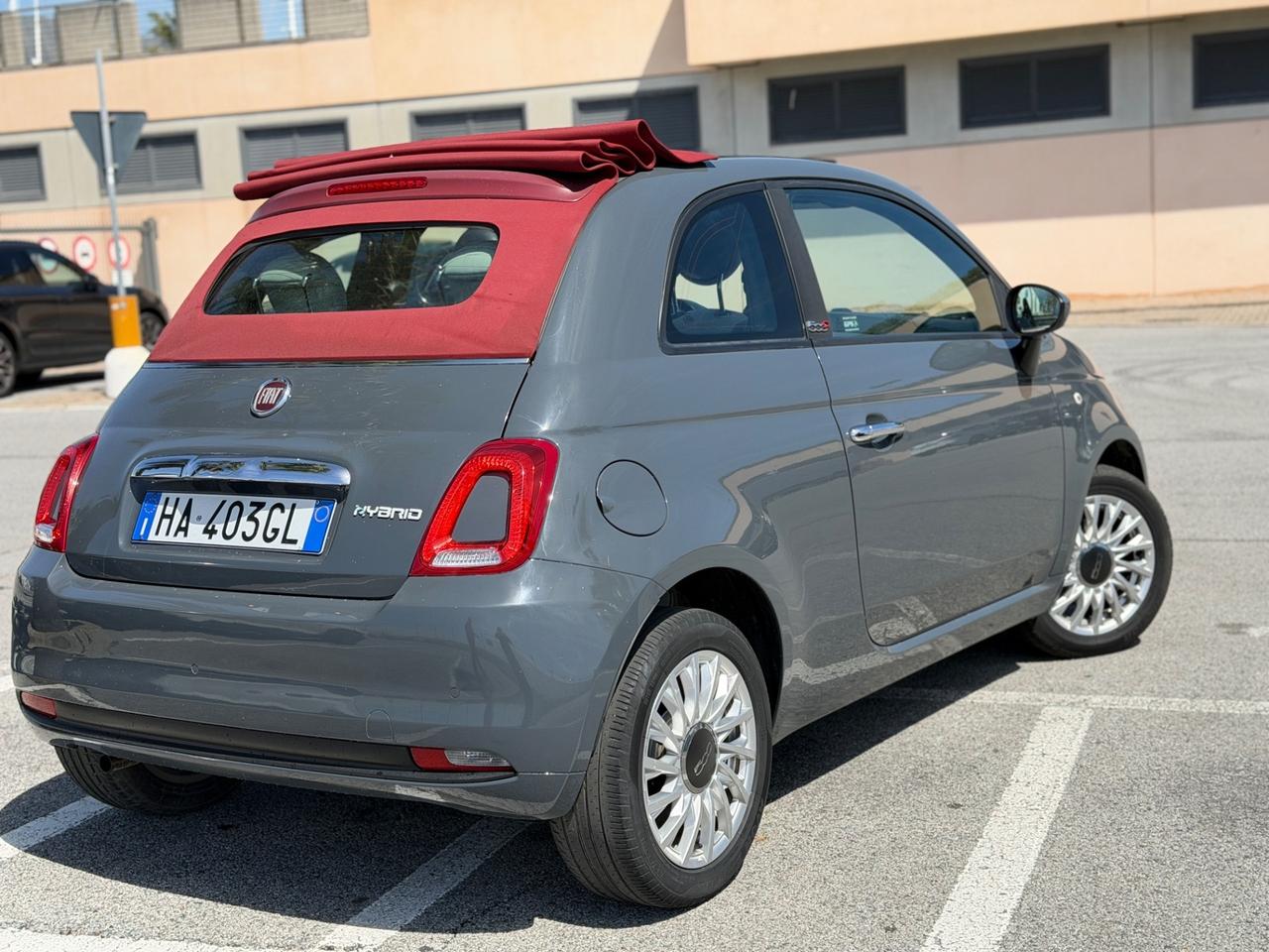 Fiat 500 C 1.0 Hybrid 2022 con soli 24000 - neopatentati