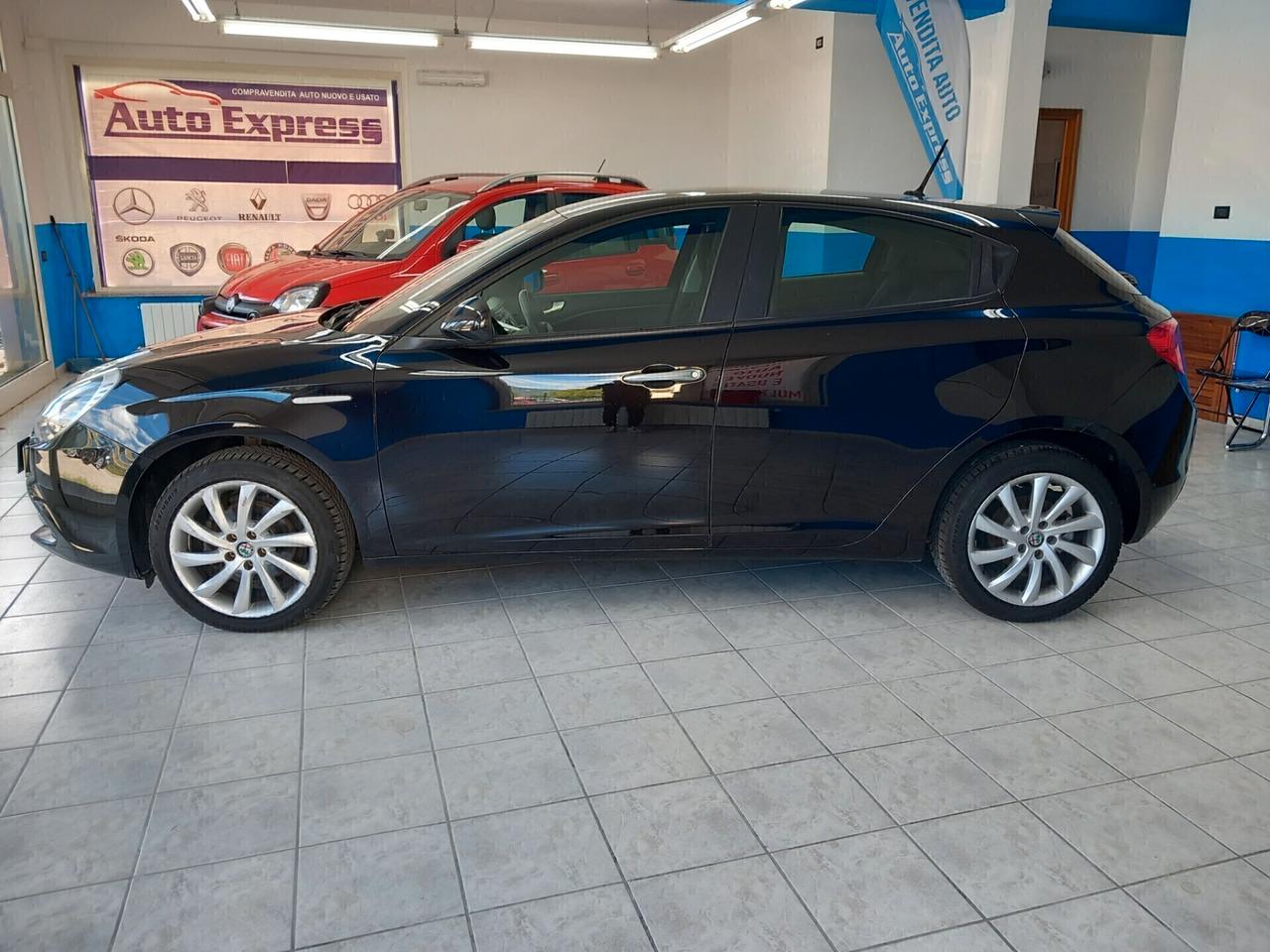 Alfa Romeo Giulietta 1.6 JTDm 120 CV anno 2019 134 mila km