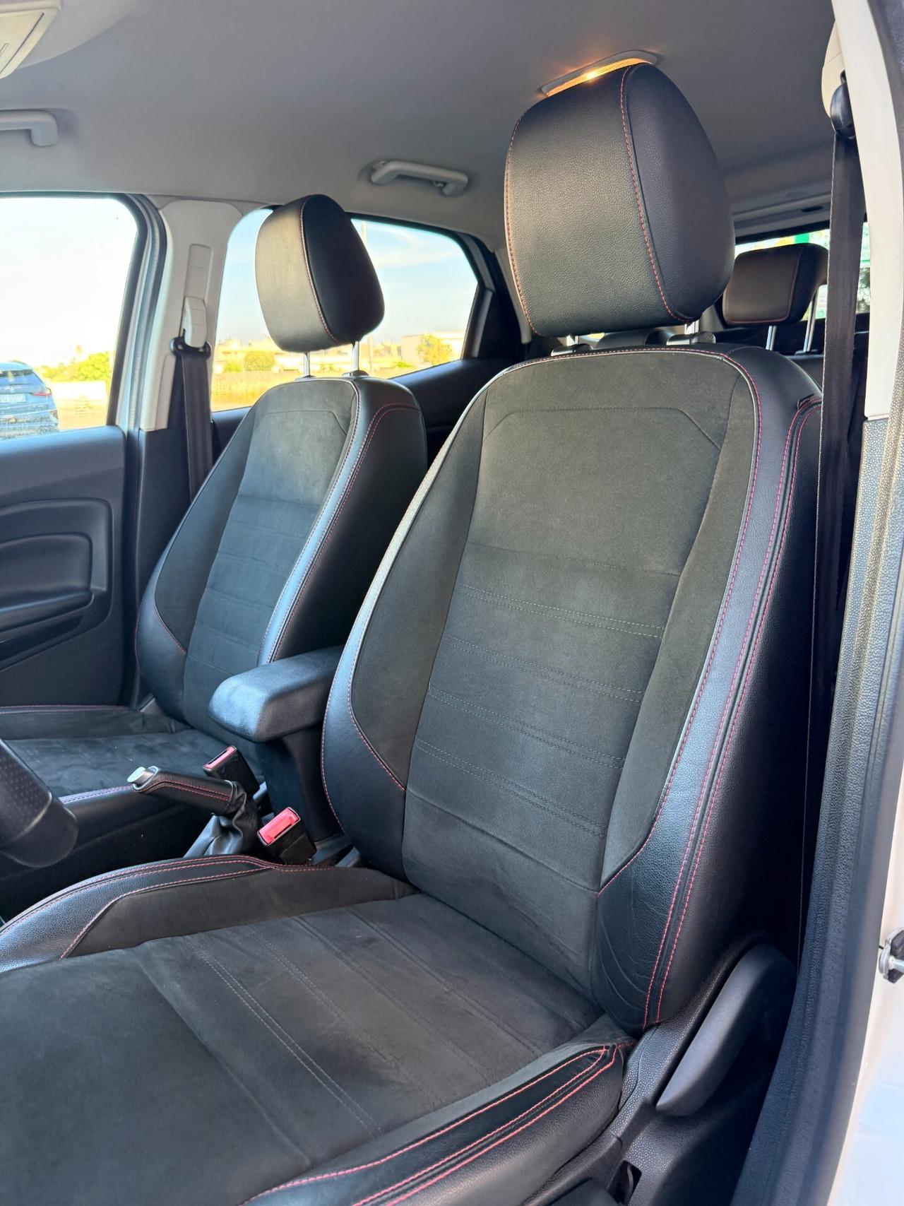 Ford EcoSport 1.5 ecoblue ST-Line Black Edition NAVI,TELECAMERA,ANDROID AUTO,APP CONNECT,ALCANTARA,SCHERMO DIGITAL