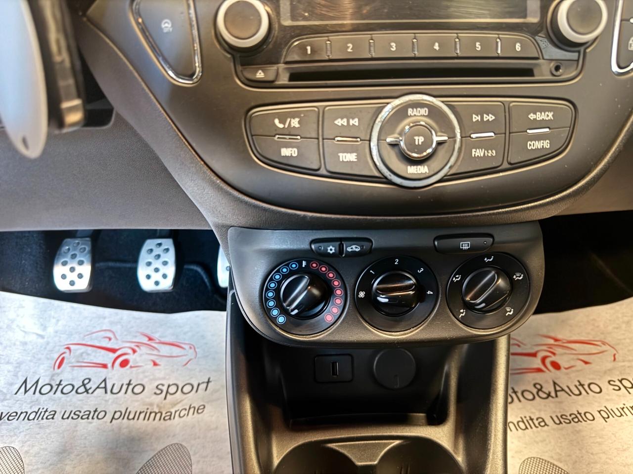 Opel Corsa 1.3 CDTI Coupé b-Color