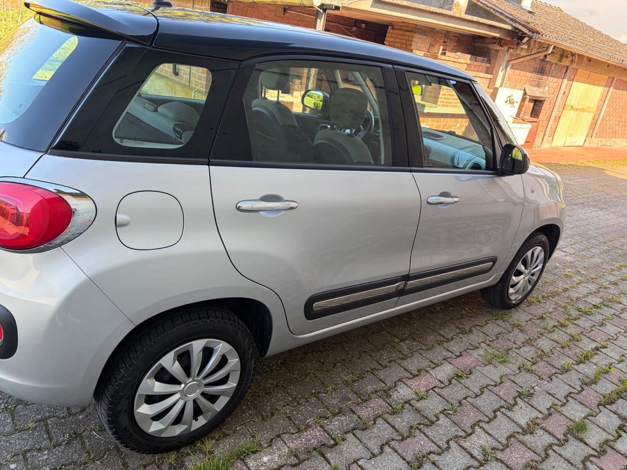 Fiat 500L 0.9 TwinAir Natural Power NUOVISSIMA