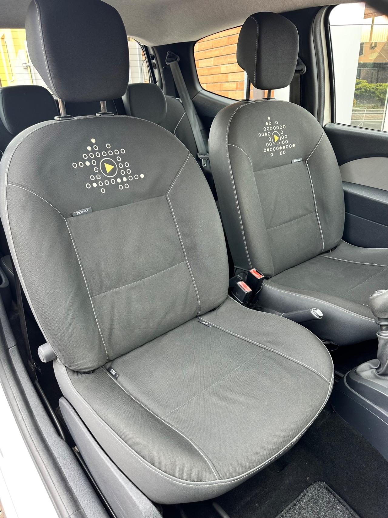 Renault Twingo 1.2Bz 75Cv - Neopatentati