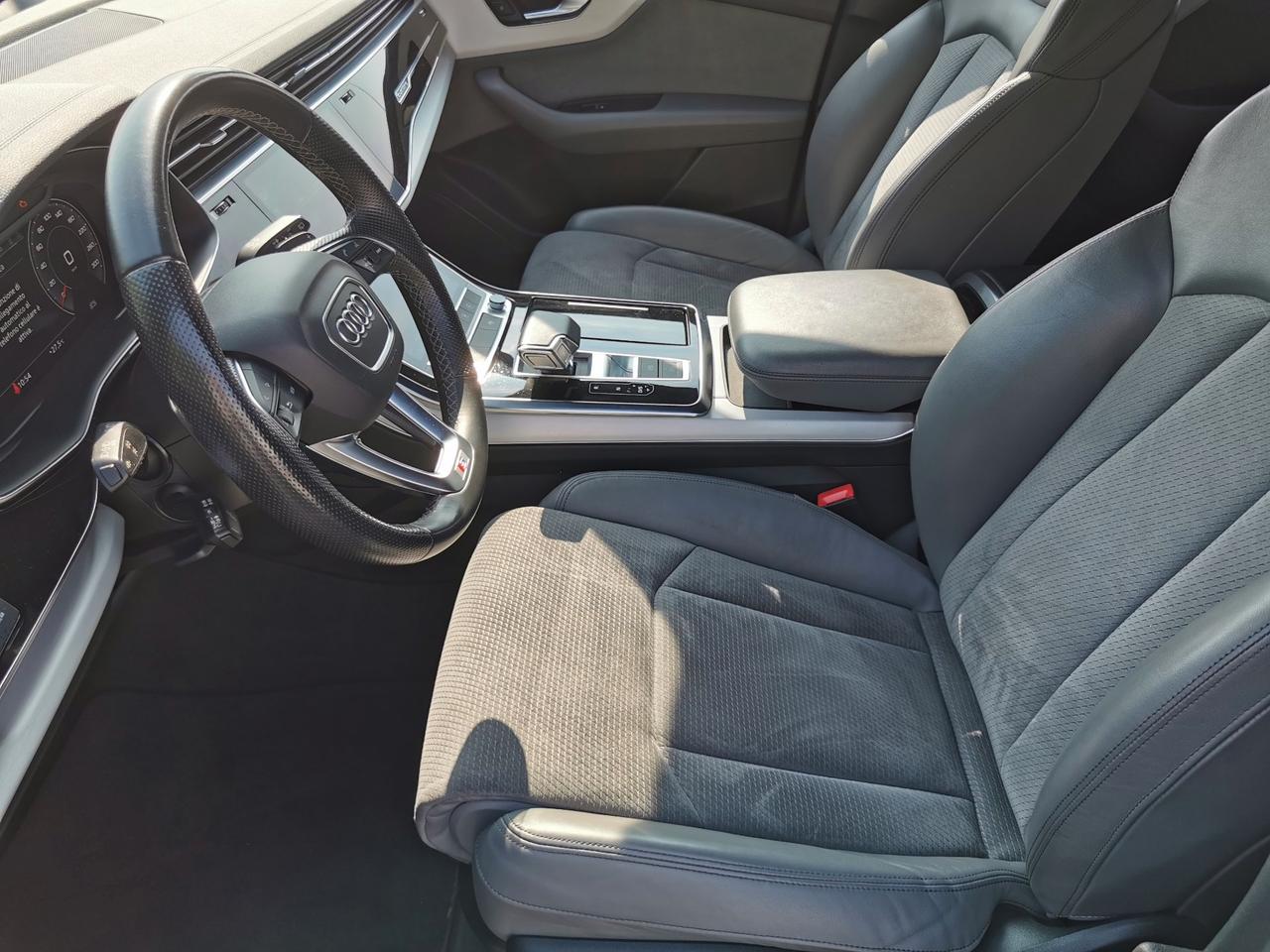 Audi Q8 50 3.0 tdi mhev Sport quattro tiptronic