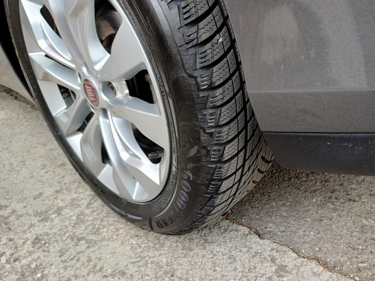 FIAT TIPO 1.6 MULTIJET 120cv 5 PORTE DCT BUSINESS