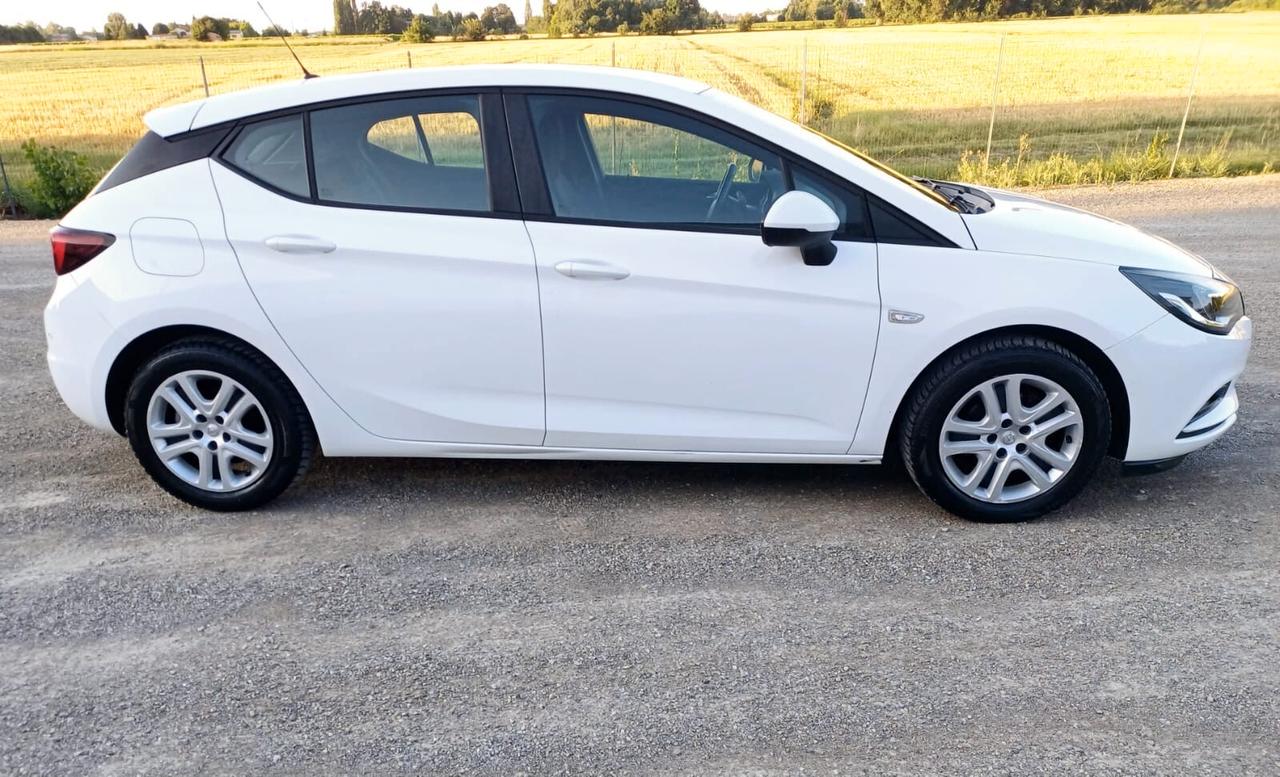 Opel Astra 1.0 Turbo ecoFLEX Start&Stop Sports Tourer Innovation