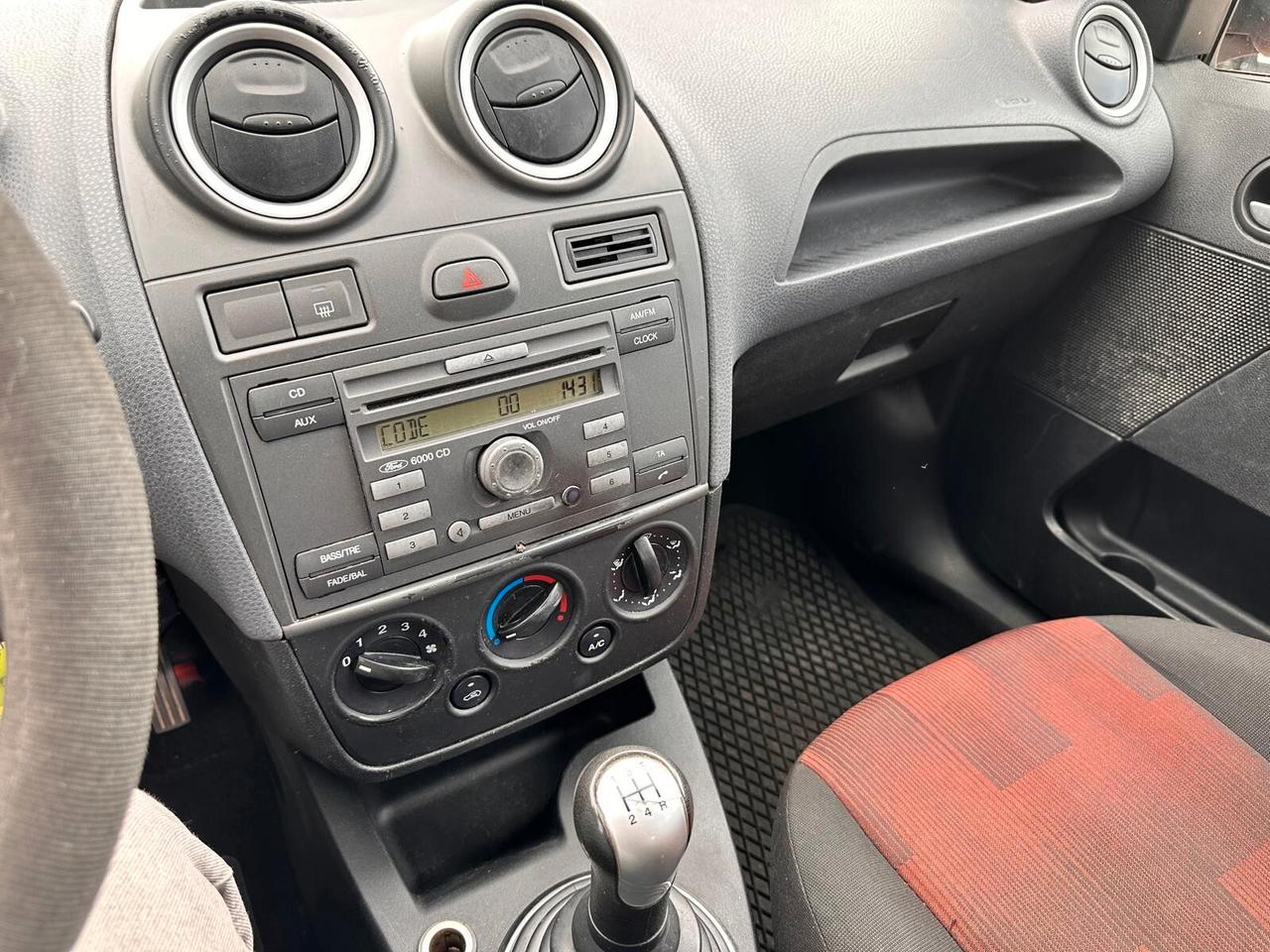 Ford Fiesta 1.4 TDCi 5p. Ghia
