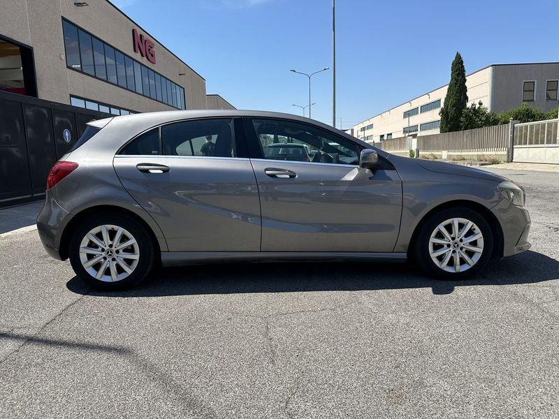 Mercedes-Benz Classe A A 160 d Automatic Sport