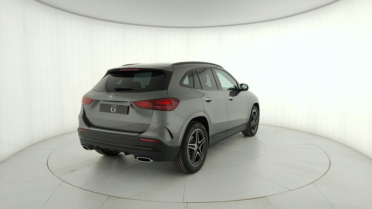 Mercedes-Benz GLA 200 d automatic