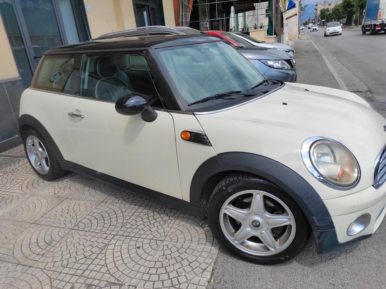 Mini 2007 1.6 D 110cv Pelle tetto b-colore